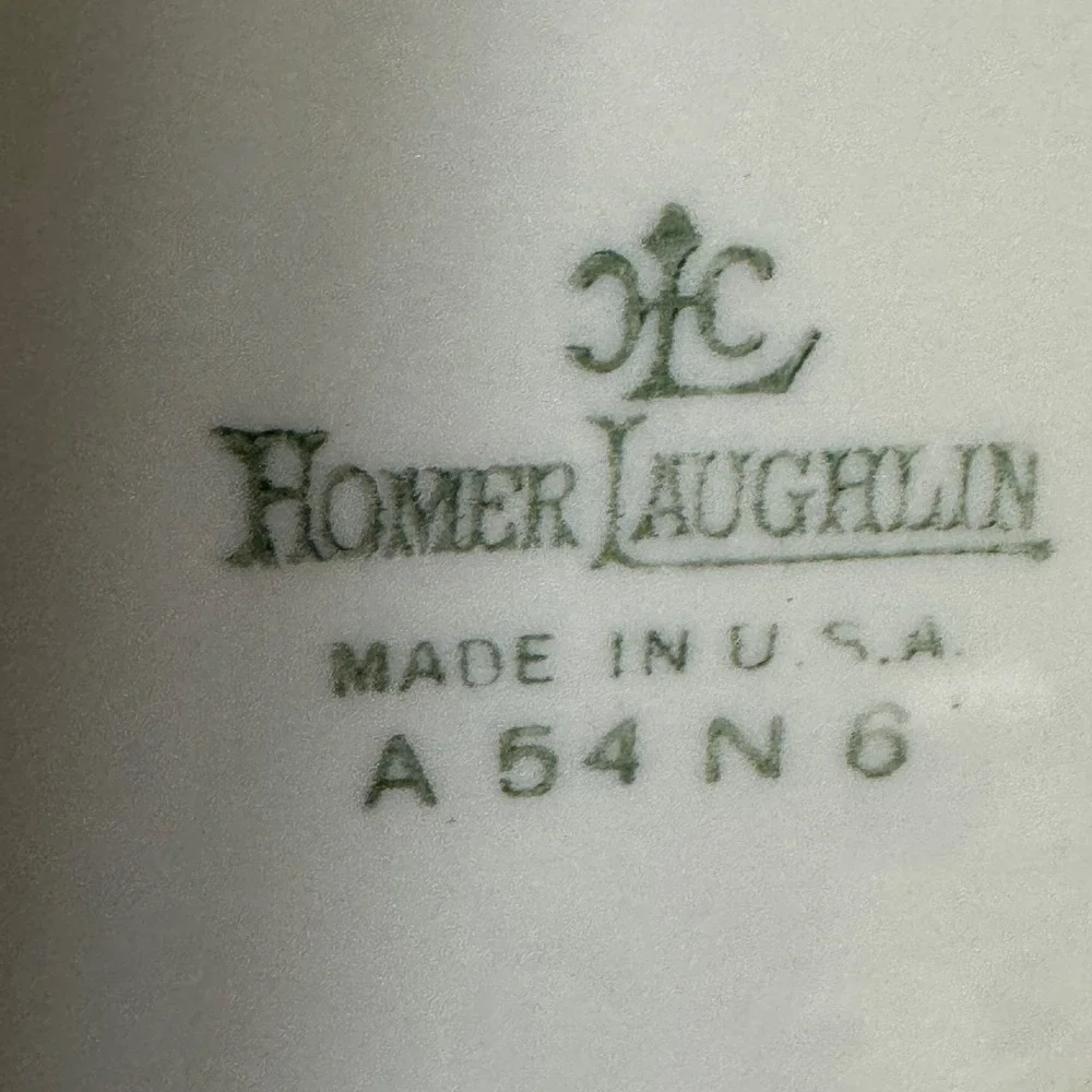Homer Laughlin Vintage Creamer Red Laurel Leaf Pattern A 54 N 6 USA Ceramic 1954